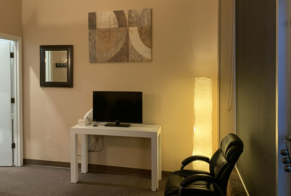 Kentucky Injury Care Centers In Lexington reception desk